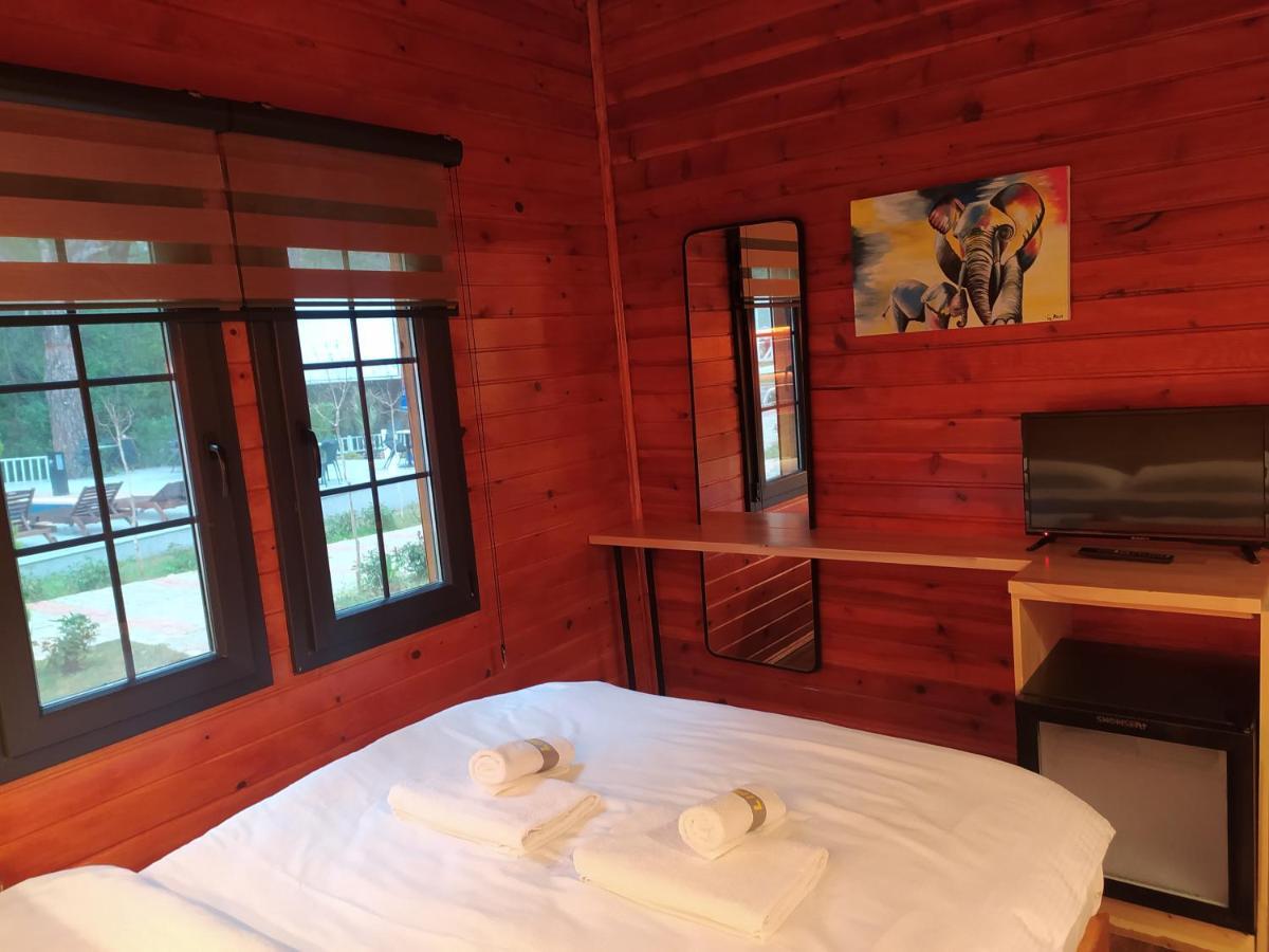 Babylontown Otel Olympos Ngoại thất bức ảnh