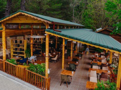 Babylontown Otel Olympos Ngoại thất bức ảnh